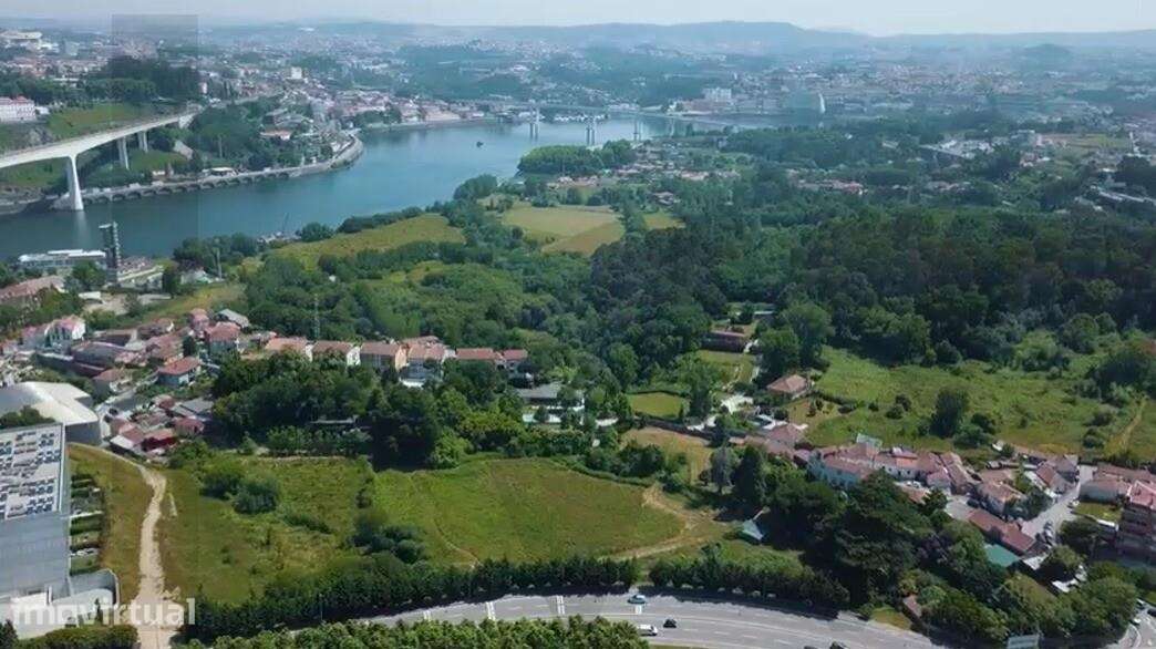 TERRENO - OPORTUNIDADE ÚNICA DE INVESTIMENTO EM VILA NOVA DE GAIA! - Grande imagem: 4/7