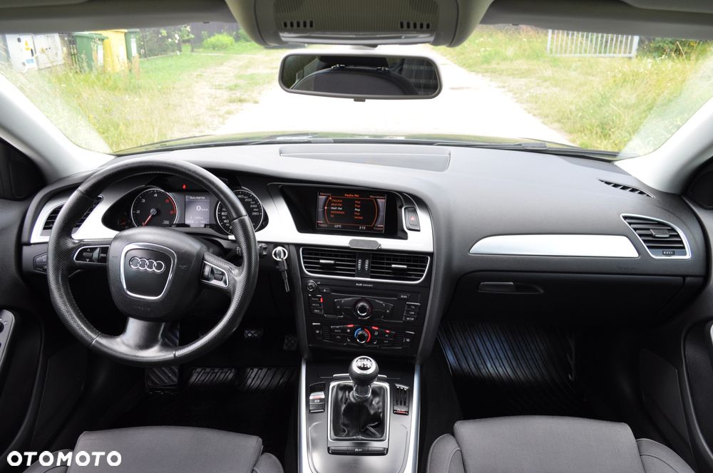 Audi A4 Avant 2.0 TDI DPF Attraction - 16