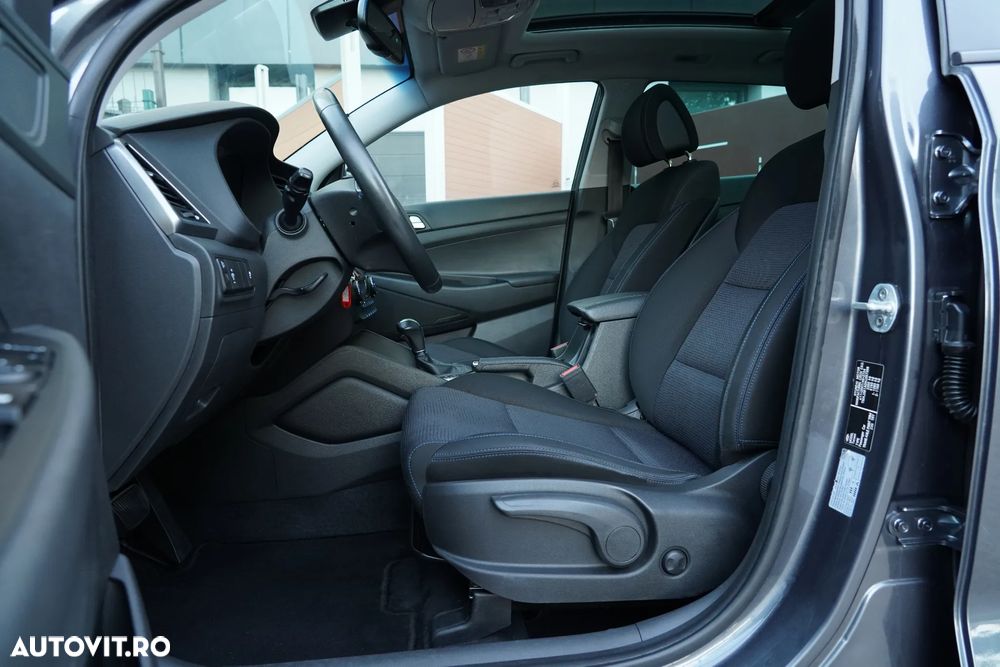 Hyundai Tucson 2.0 CRDI 4WD Automatik Style - 8