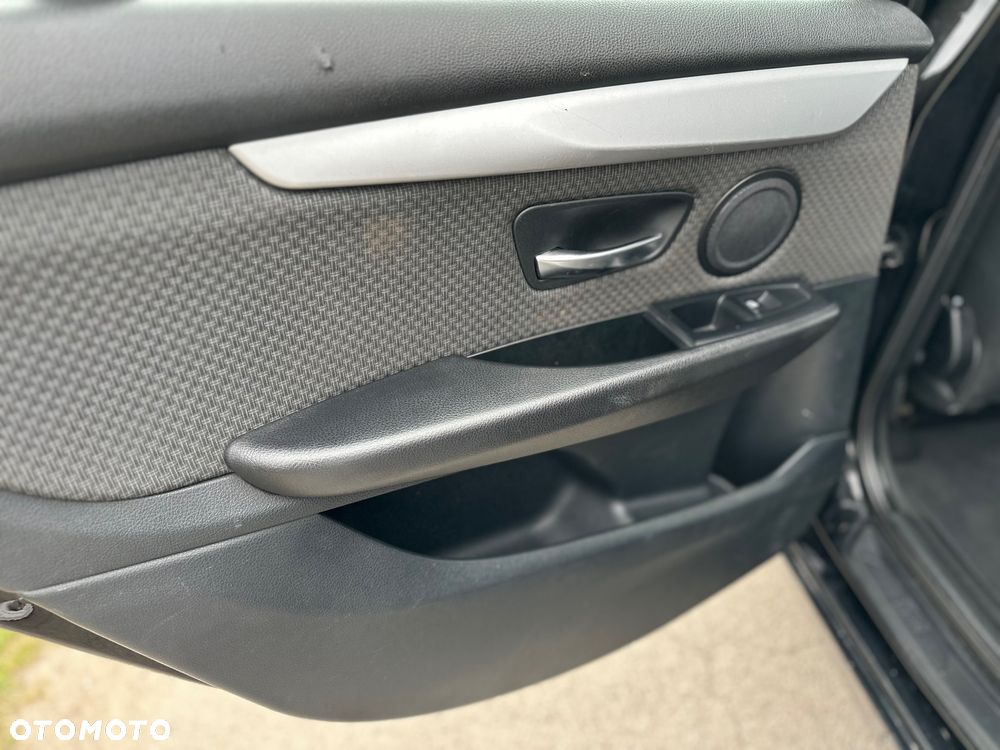 BMW Seria 2 218d Luxury Line - 24