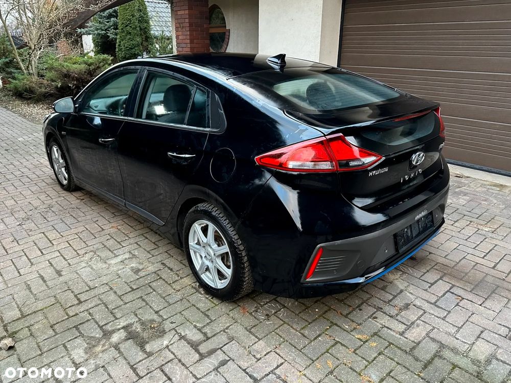 Hyundai IONIQ Plug-in hybrid Premium - 3