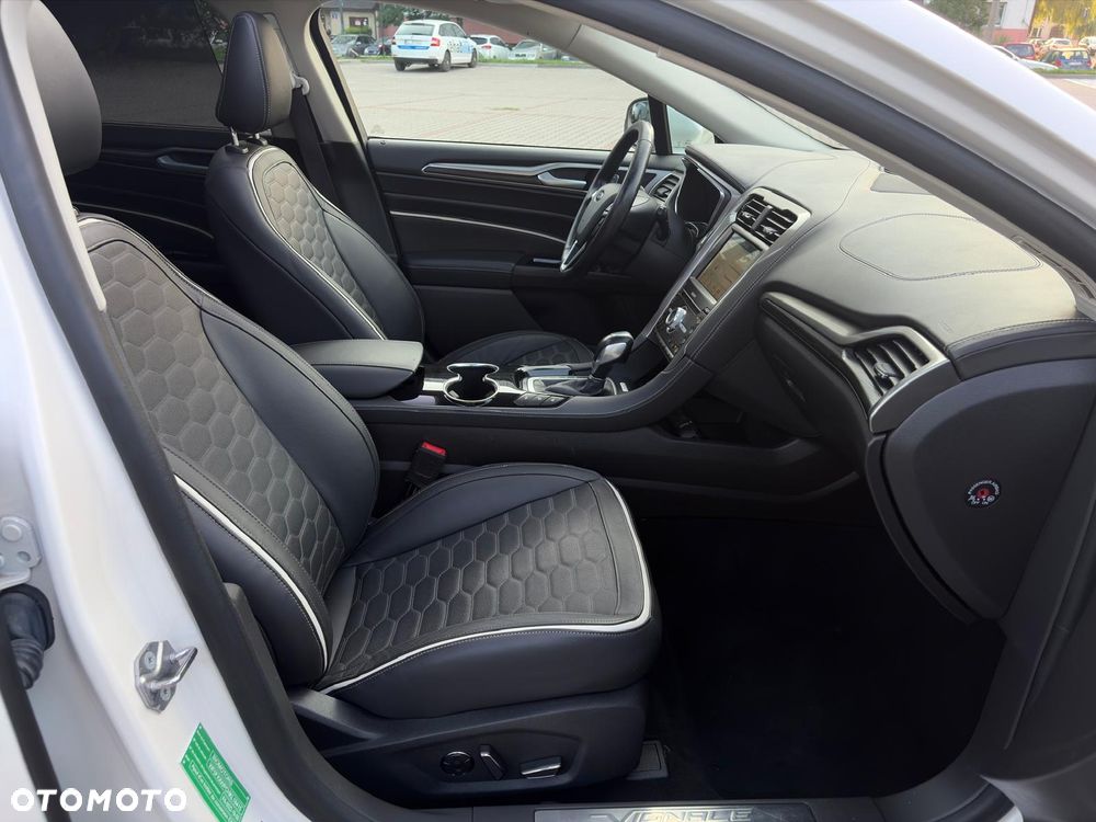 Ford Mondeo 2.0 CVT VIGNALE - 19