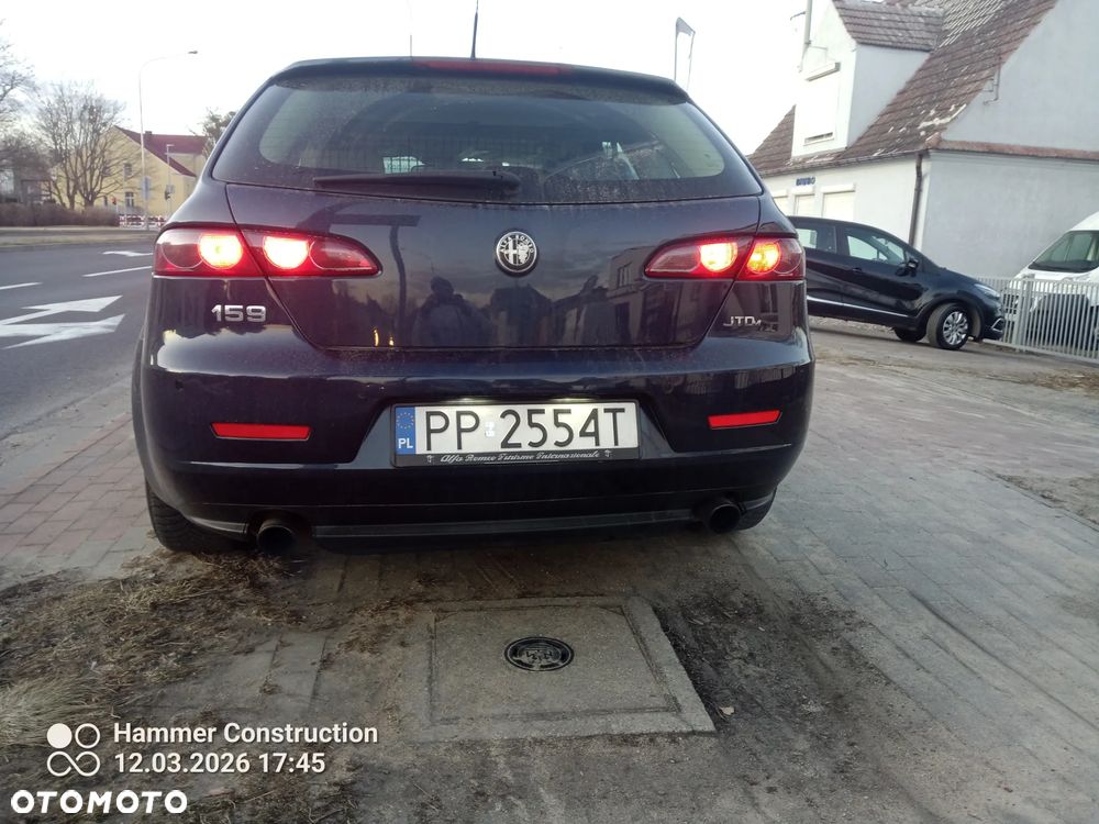 Alfa Romeo 159 2.4 JTDM 20V DPF Distinctive - 4
