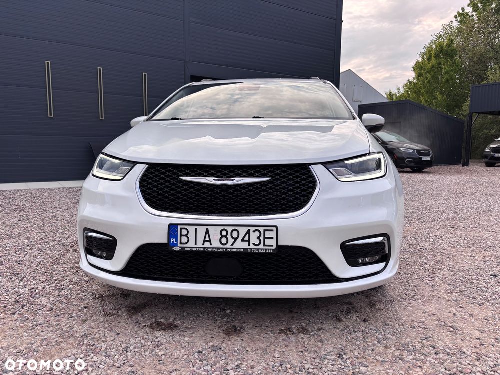 Chrysler Pacifica - 9