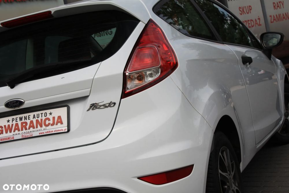 Ford Fiesta 1.25 Trend Edition - 19