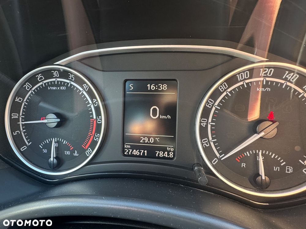 Skoda Octavia 2.0 TDI DPF RS - 20