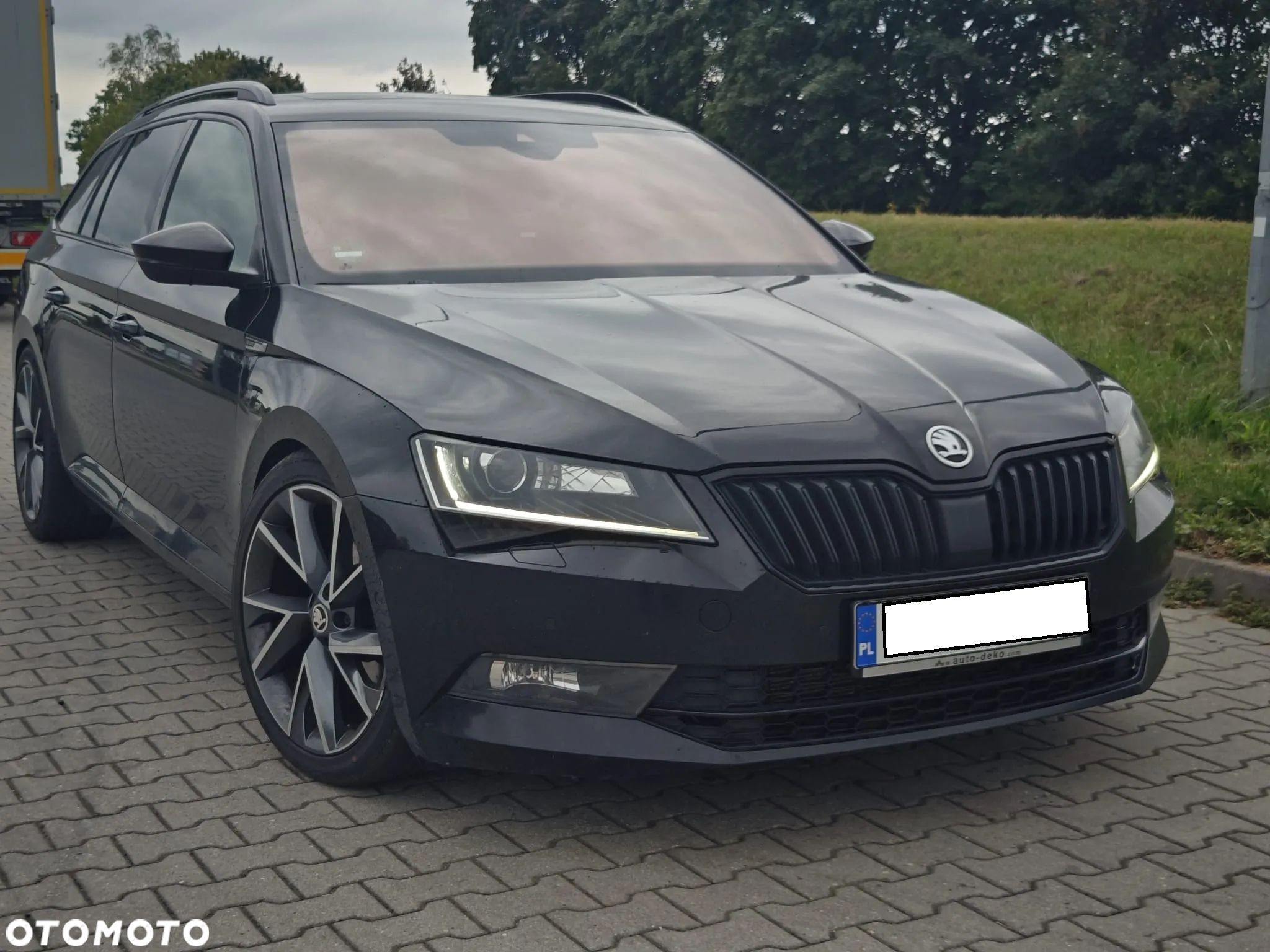 Skoda Superb 2.0 TDI 4x4 DSG SportLine - 1
