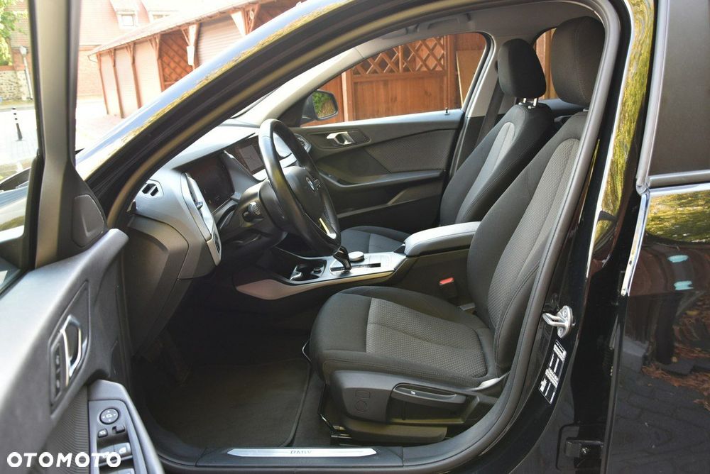 BMW Seria 1 - 16