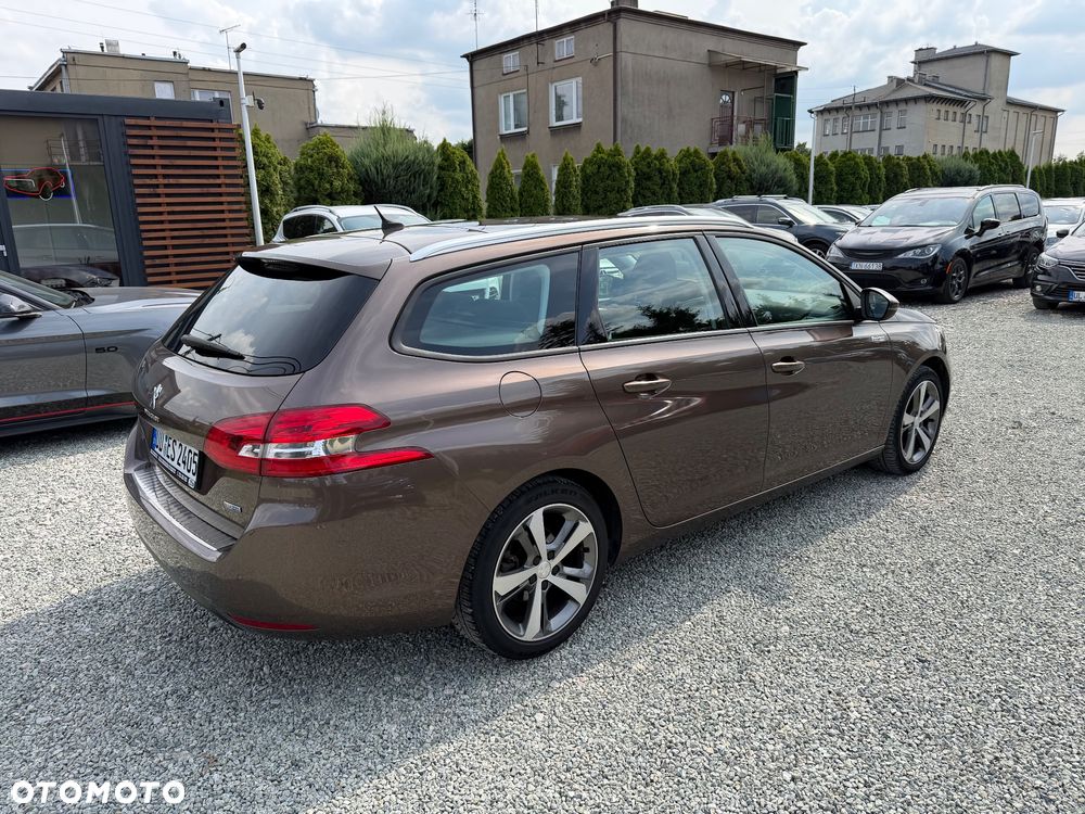 Peugeot 308 BlueHDi 150 EAT6 Stop & Start Business-Line - 21