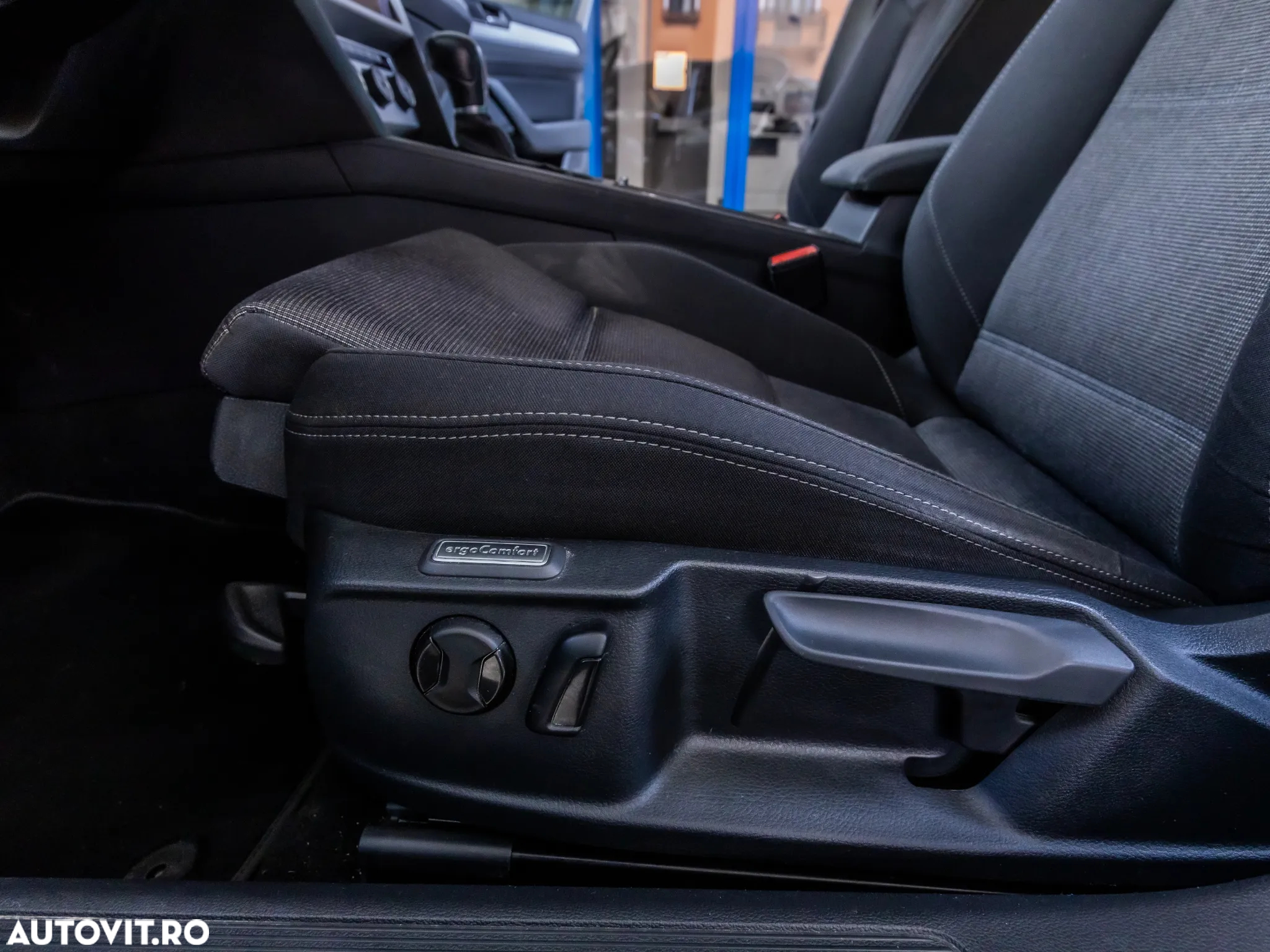 Volkswagen Passat Variant 1.5 TSI ACT OPF DSG Comfortline - 18