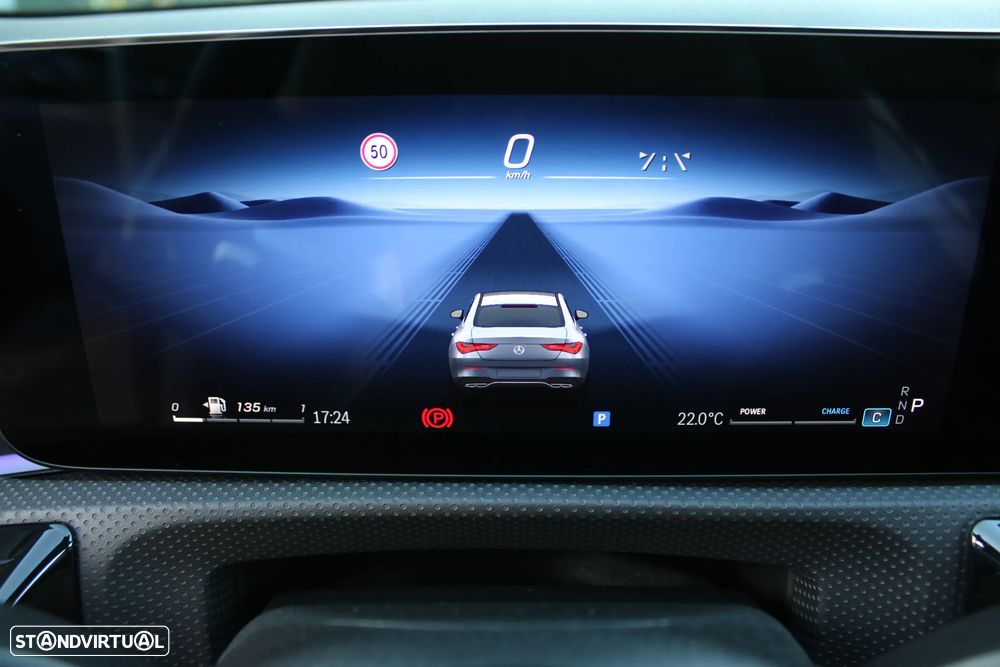 Mercedes-Benz CLA 200 7G-DCT AMG Line Advanced Plus - 26