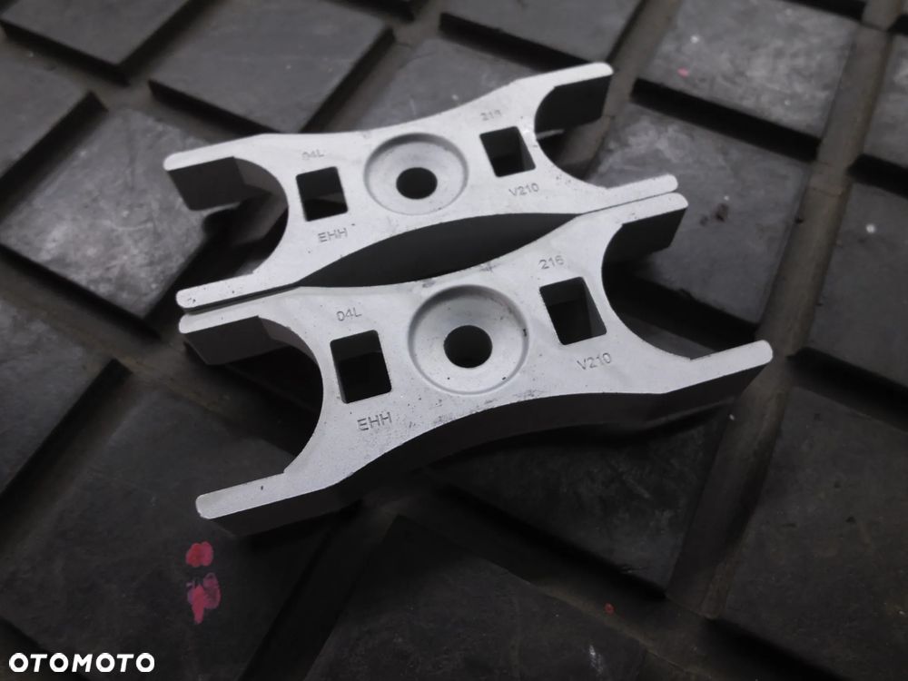 04L216EHH mocowanie wtrysku Octavia III 1.6 TDI AUDI Q5 80A KOMPLET 2 SZTUKI 2.0 TDI - 1