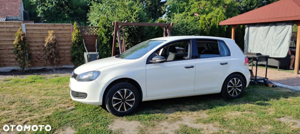 Volkswagen Golf 1.6 TDI DPF BlueMotion Technology Comfortline - 2