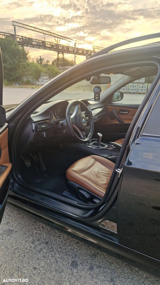 BMW Seria 3 320d - 17