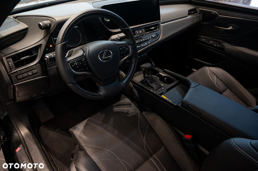Lexus ES 300h Prestige - 11