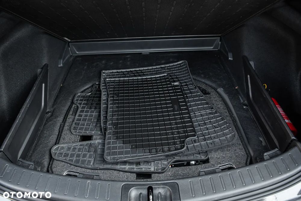 Toyota Corolla 1.8 Hybrid GPF Comfort - 21