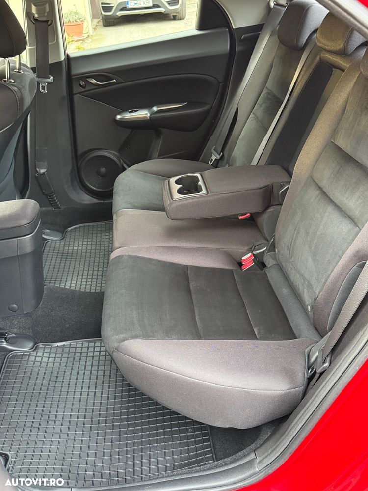 Honda Civic 1.8i-VTEC Sport - 13