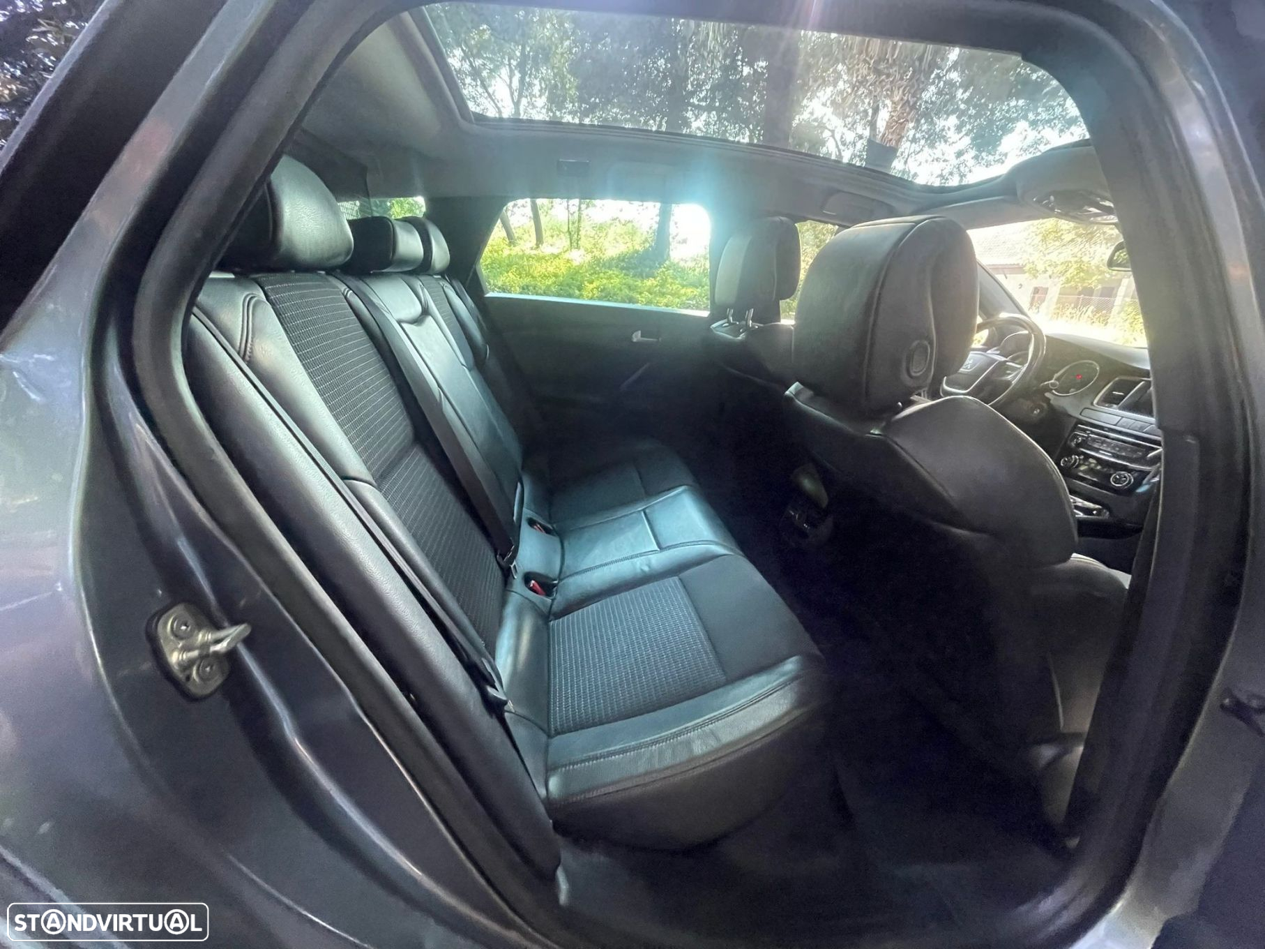 Peugeot 508 RXH 2.0 HDi Hybrid4 Limited Edition 2-Tronic - 13