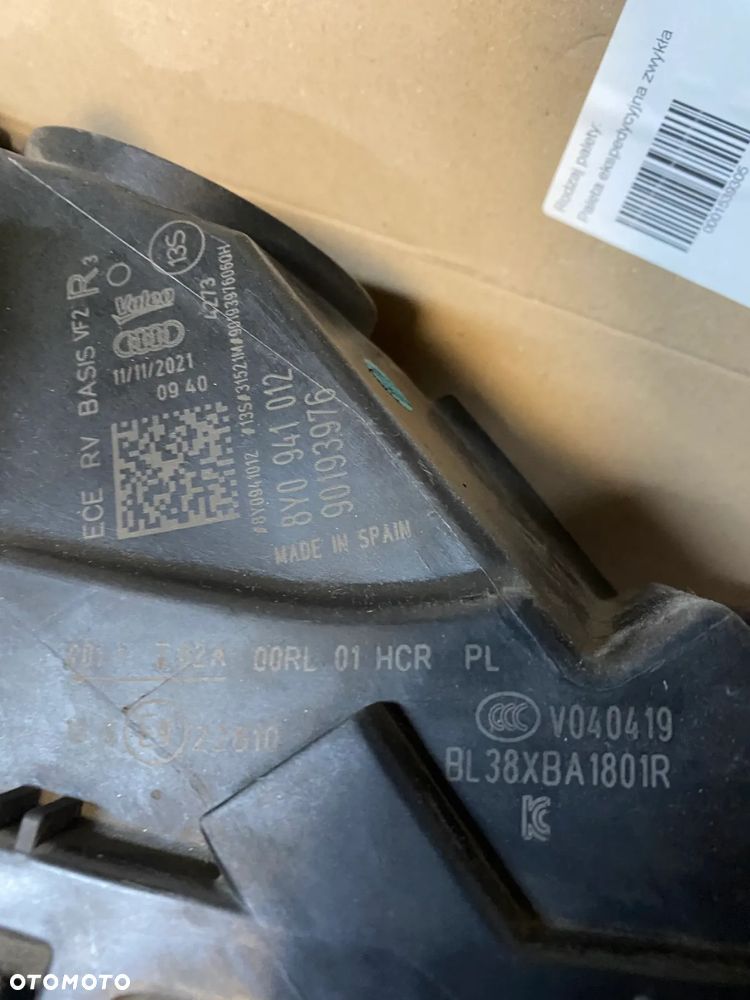 lampa audi a3 8Y full led prawa eu cała - 3
