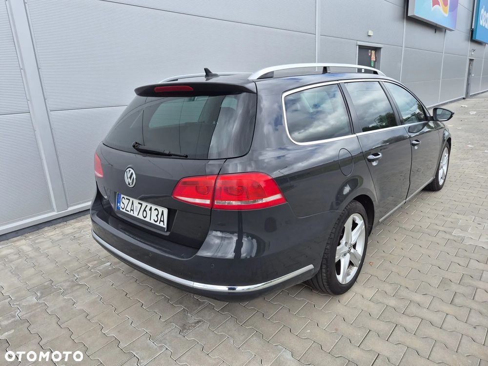 Volkswagen Passat 2.0 TDI Comfortline - 13