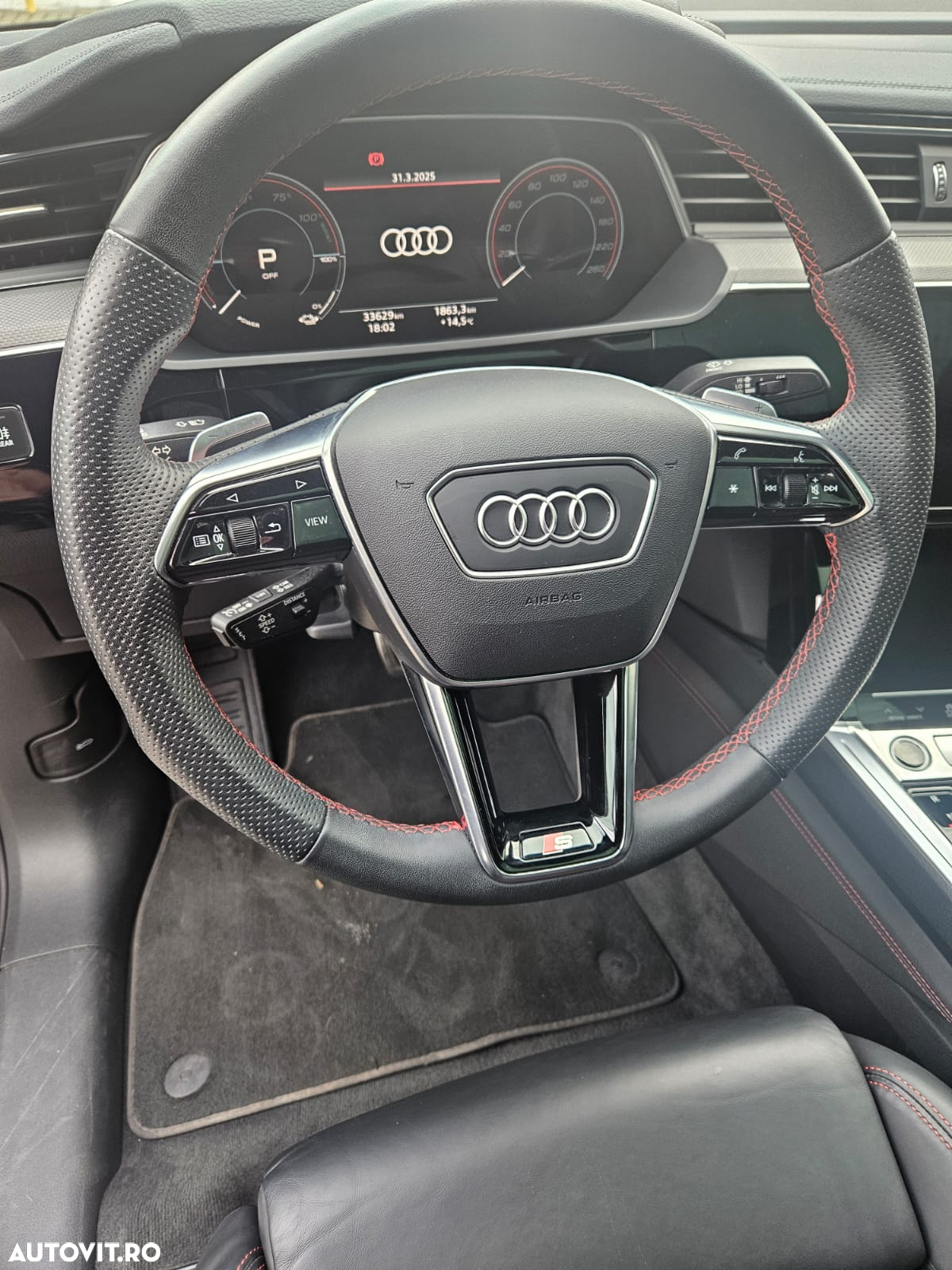 Audi Q8 e-tron 55 quattro S Line - 3