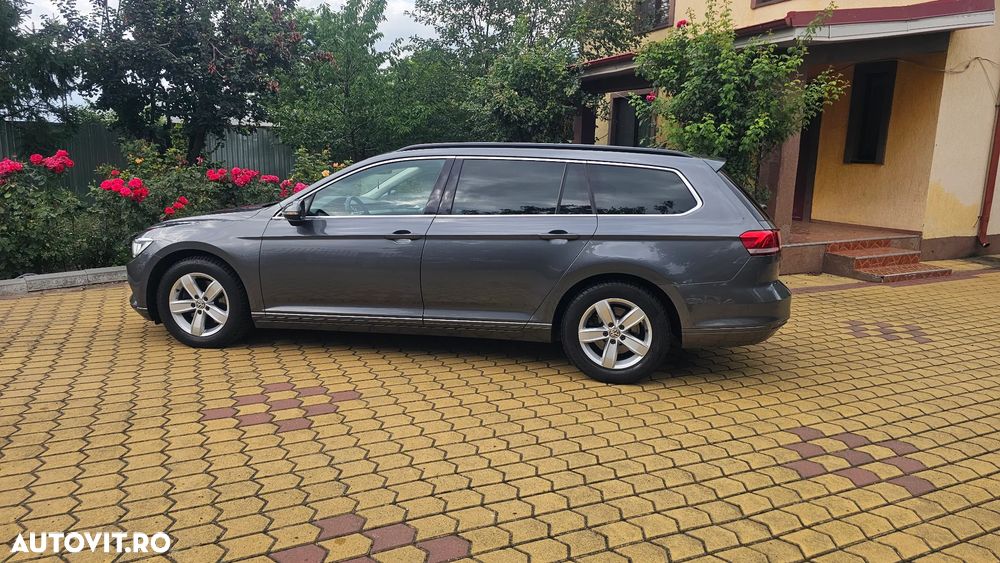 Volkswagen Passat 1.6 TDI (BlueMotion Technology) DSG Comfortline - 25