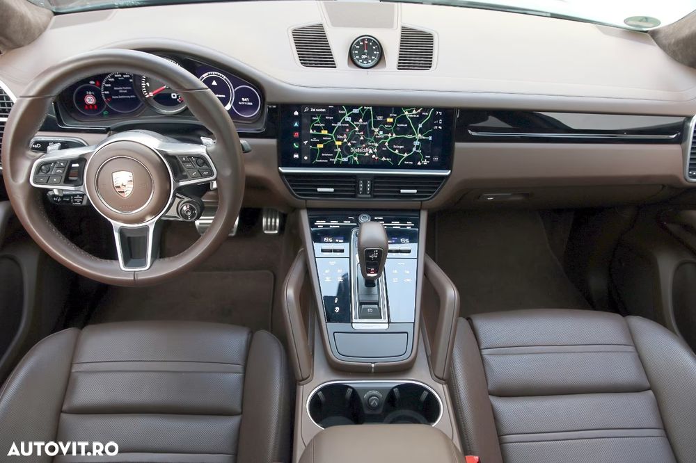 Porsche Cayenne Coupe - 8