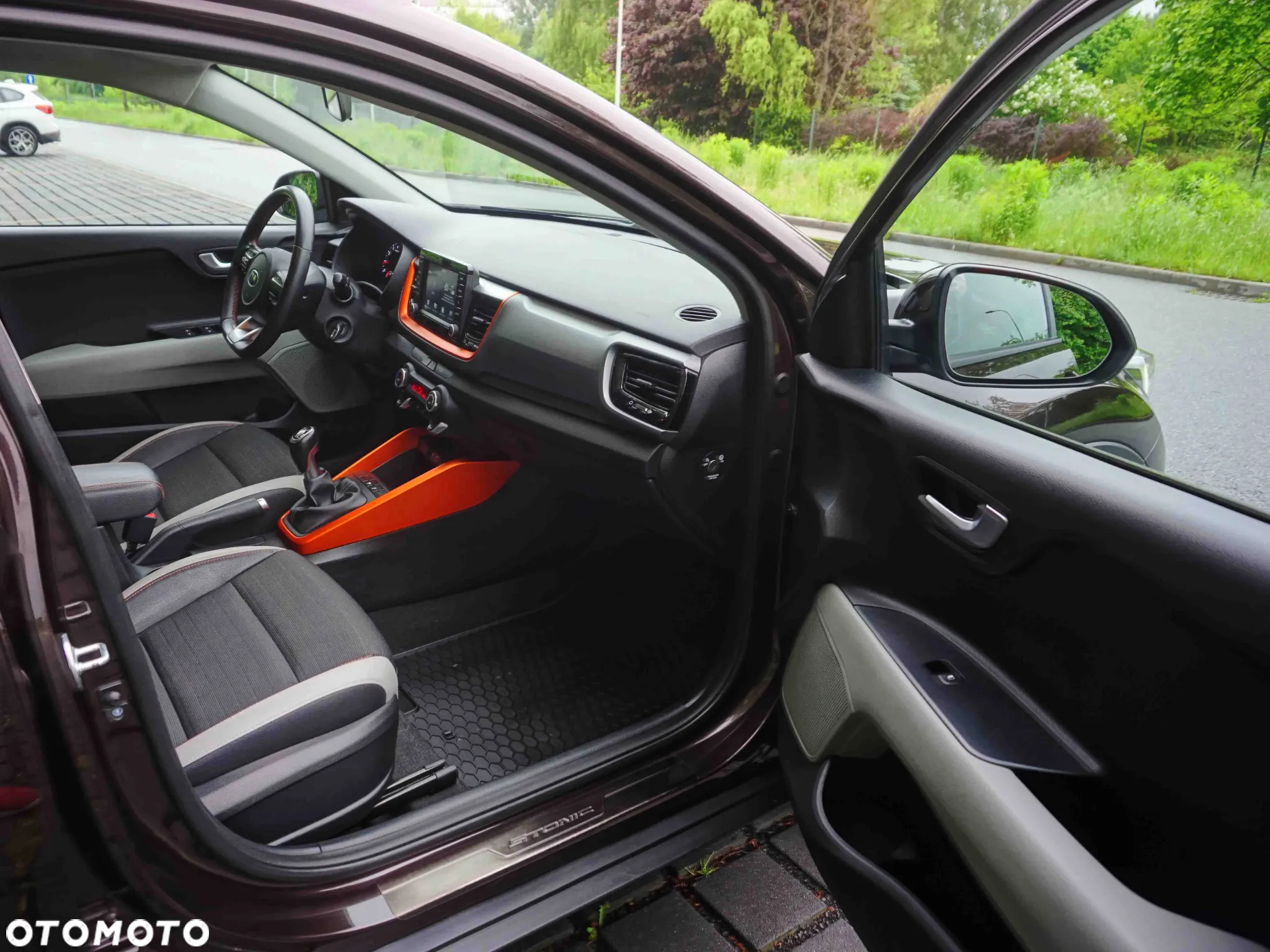 Kia Stonic 1.0 T-GDI L - 17