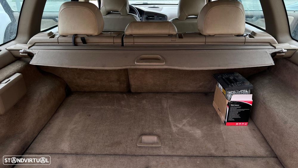 Volvo V70 2.4 D5 - 11