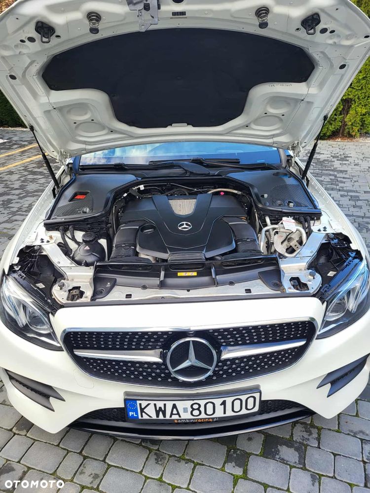 Mercedes-Benz Klasa E 400 4-Matic 9G-TRONIC - 12