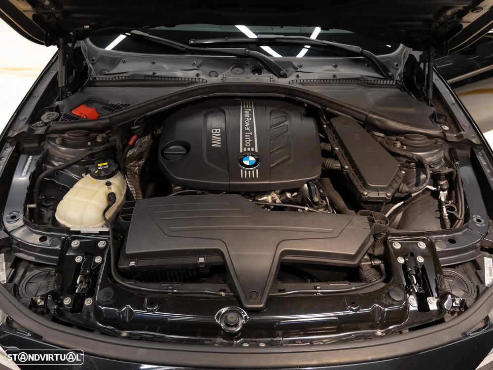 BMW 318 d Auto Pack M - 22