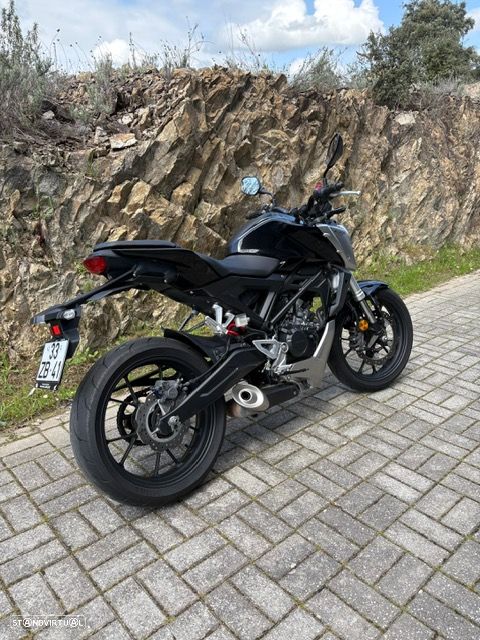 Honda CB 125 R 2019 - 6