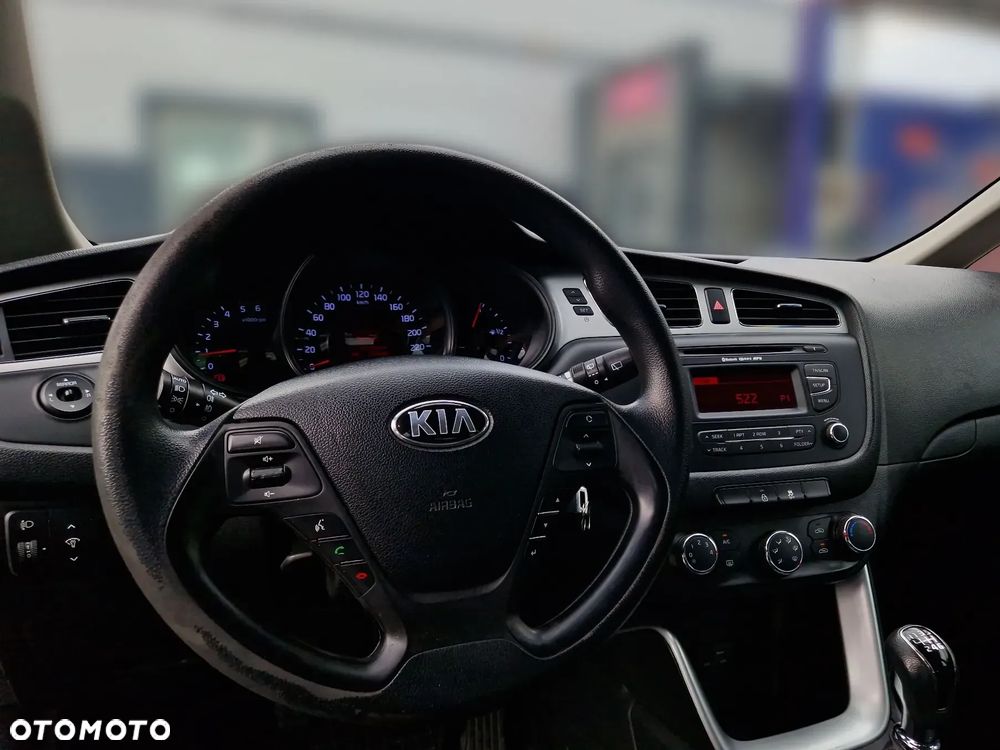 Kia Ceed 1.6 CRDi M - 9