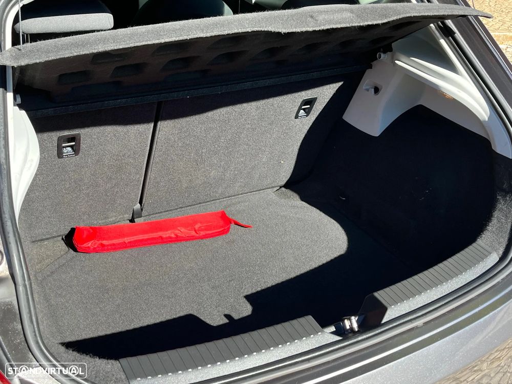 SEAT Leon 1.6 TDI Style Ecomotive - 15