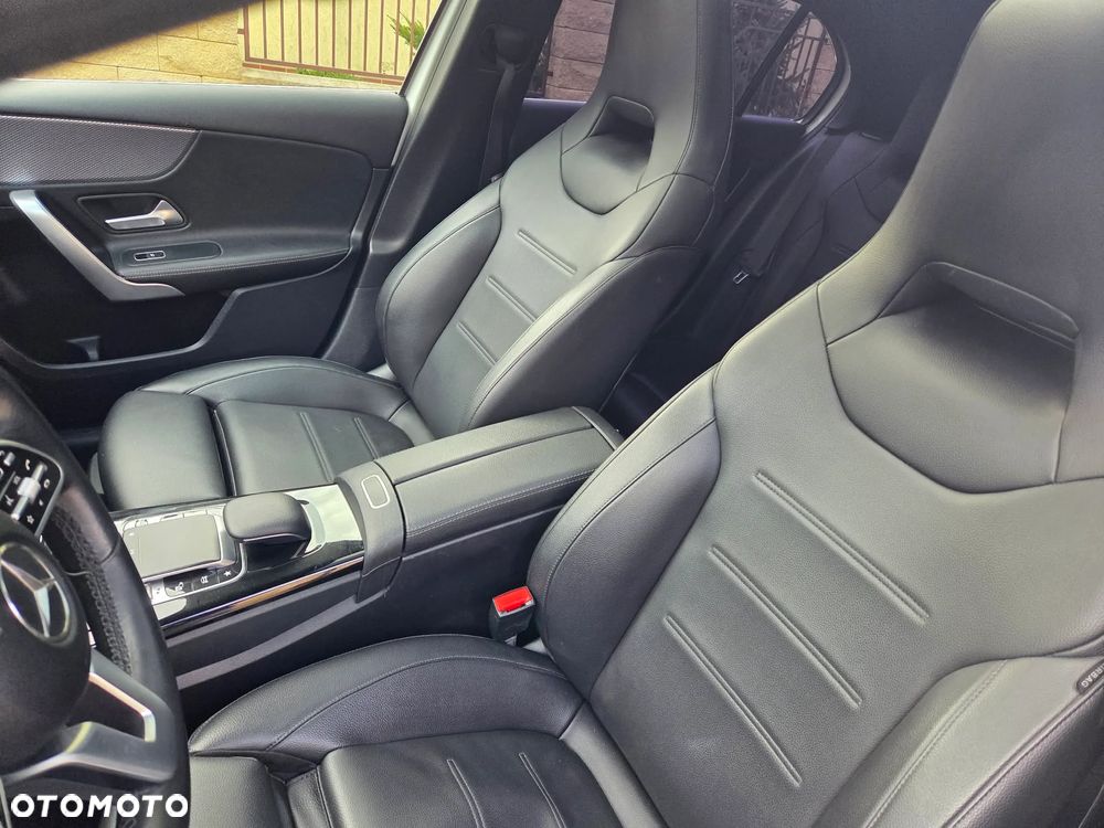 Mercedes-Benz Klasa A 180 d 7G-DCT Edition 19 - 27