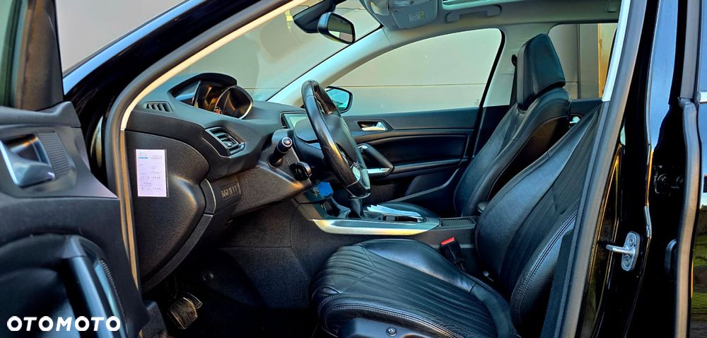 Peugeot 308 BlueHDi FAP 150 EAT6 Stop&Start GT-Line Edition - 31