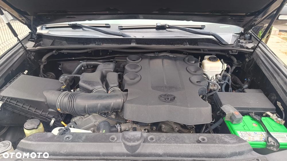 Toyota 4-Runner - 32