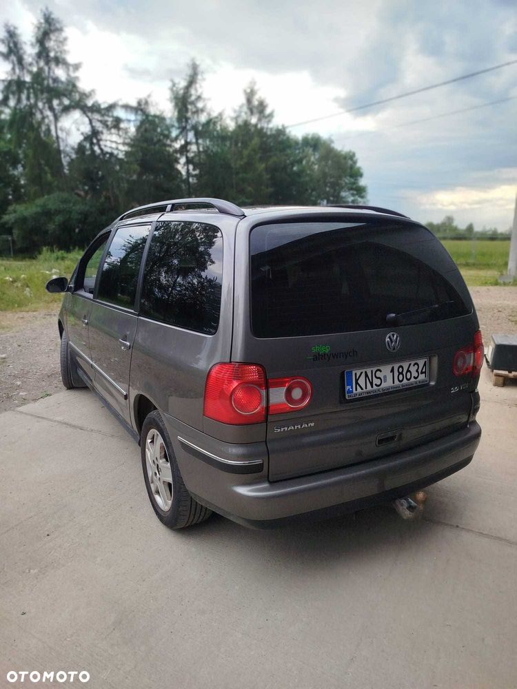Volkswagen Sharan - 2