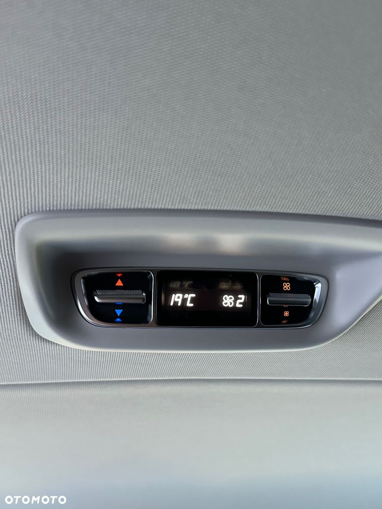 Mercedes-Benz Klasa V 220 d lang 9G-TRONIC Avantgarde - 22