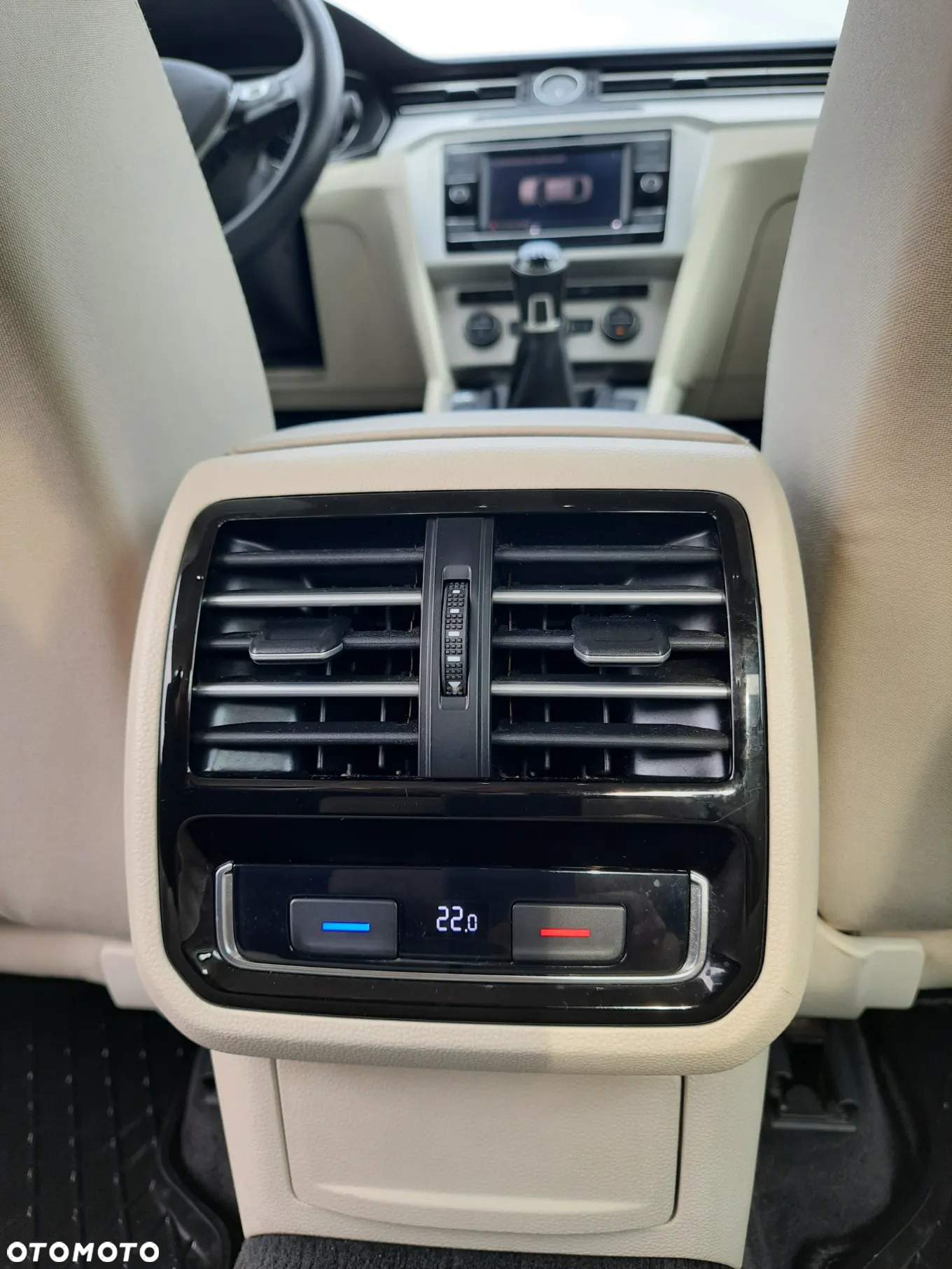 Volkswagen Passat 1.8 TSI BMT Comfortline - 18