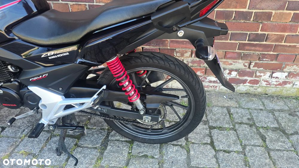 Honda CBF - 12