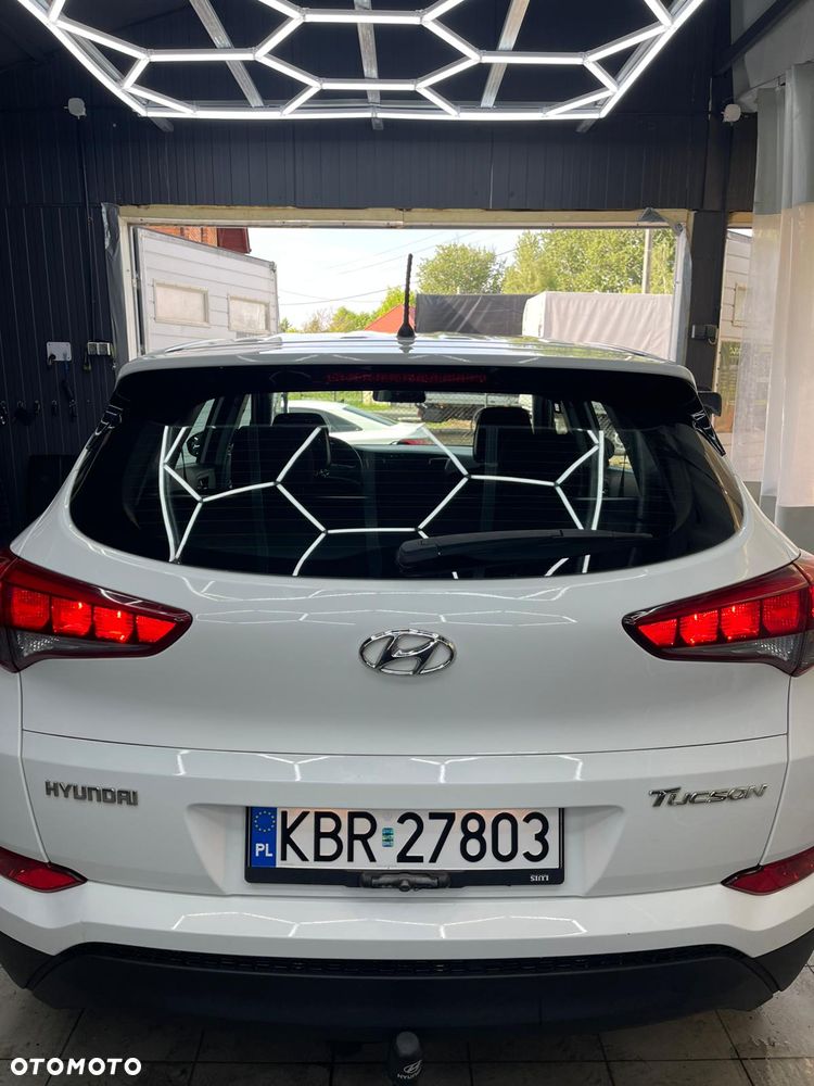 Hyundai Tucson blue 1.6 GDi 2WD Navi - 16
