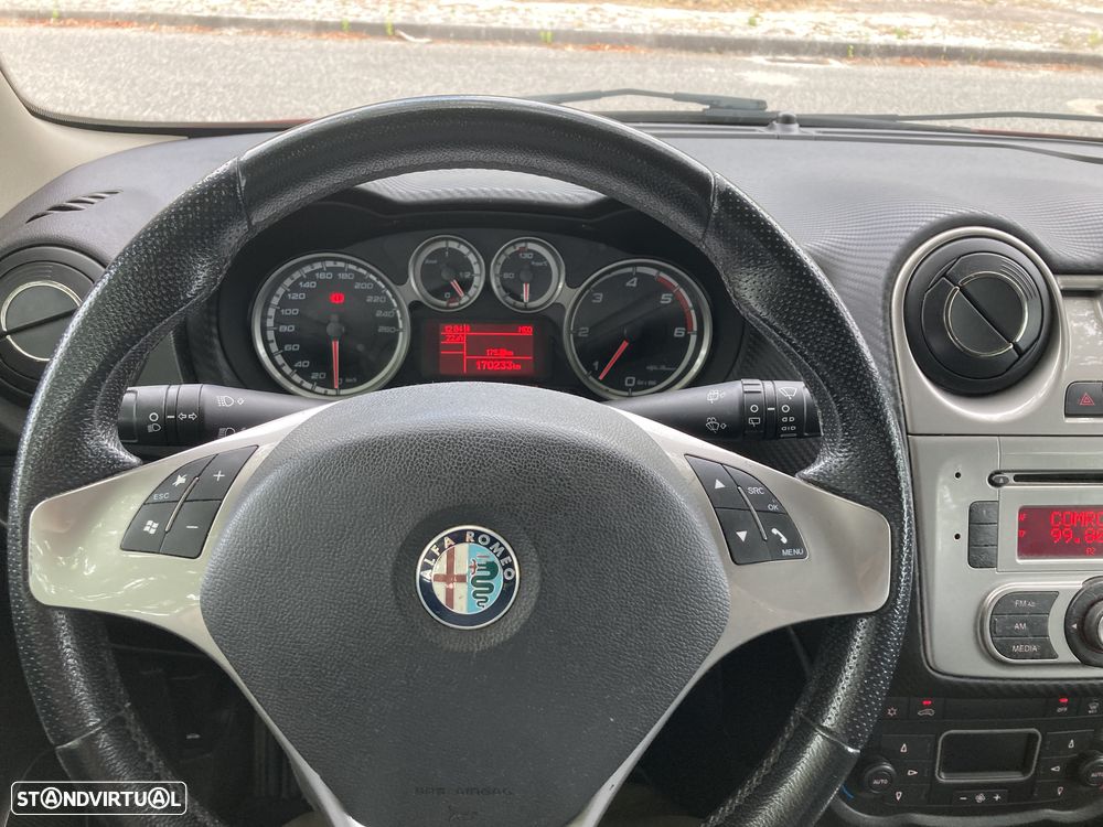 Alfa Romeo MiTo 1.3 JTD Distinctive - 10