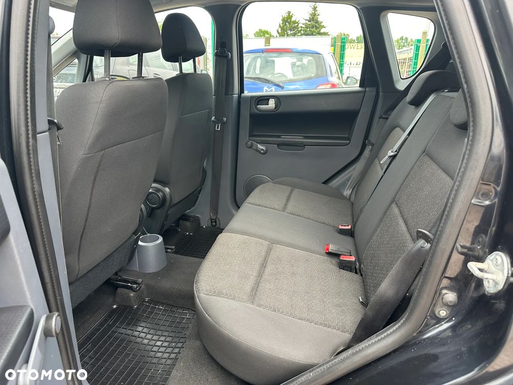 Mitsubishi Colt - 18