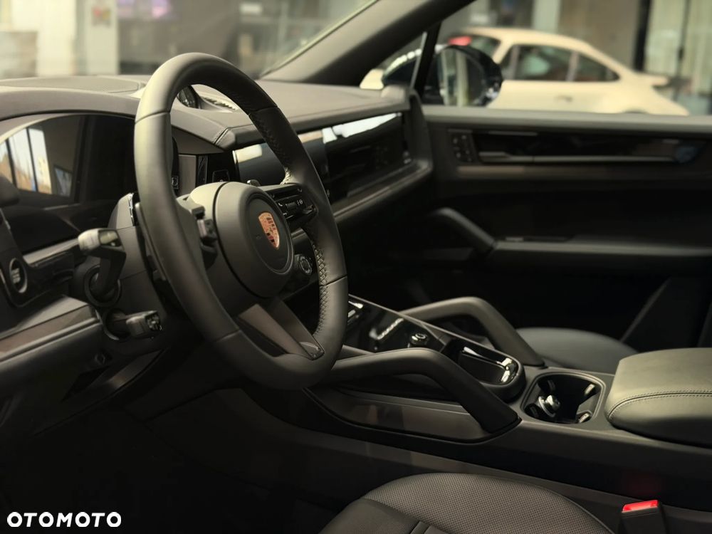 Porsche Cayenne Black Edition - 22