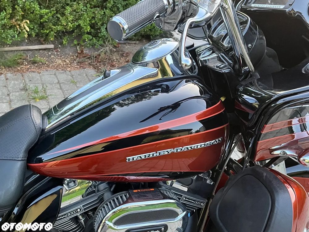 Harley-Davidson Touring Road Glide - 12