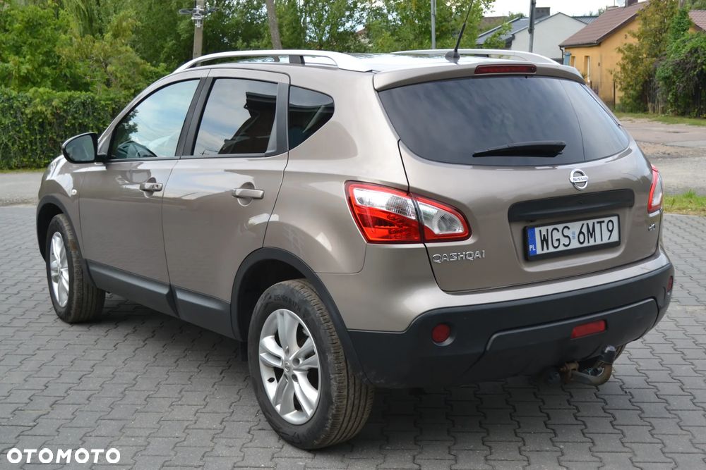 Nissan Qashqai 2.0 dCi Tekna EU5 - 17