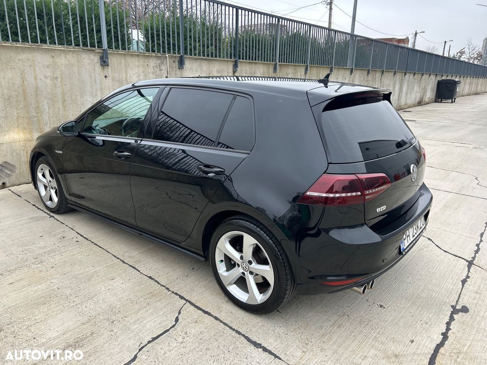 Volkswagen Golf GTD 2.0 TDI SCR DSG - 14