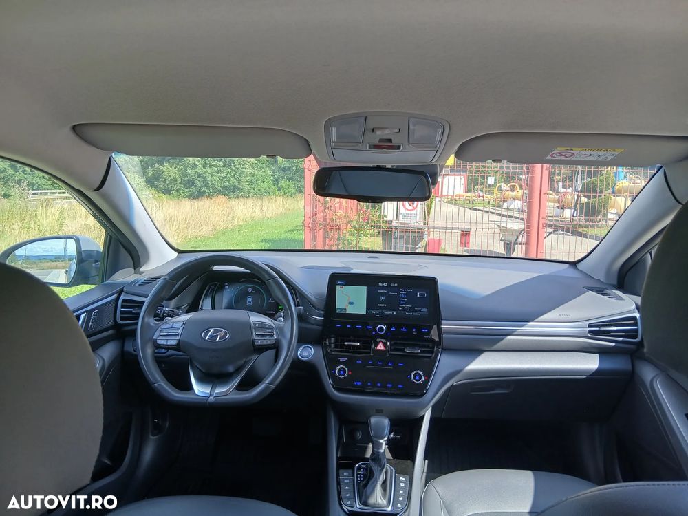Hyundai IONIQ - 5