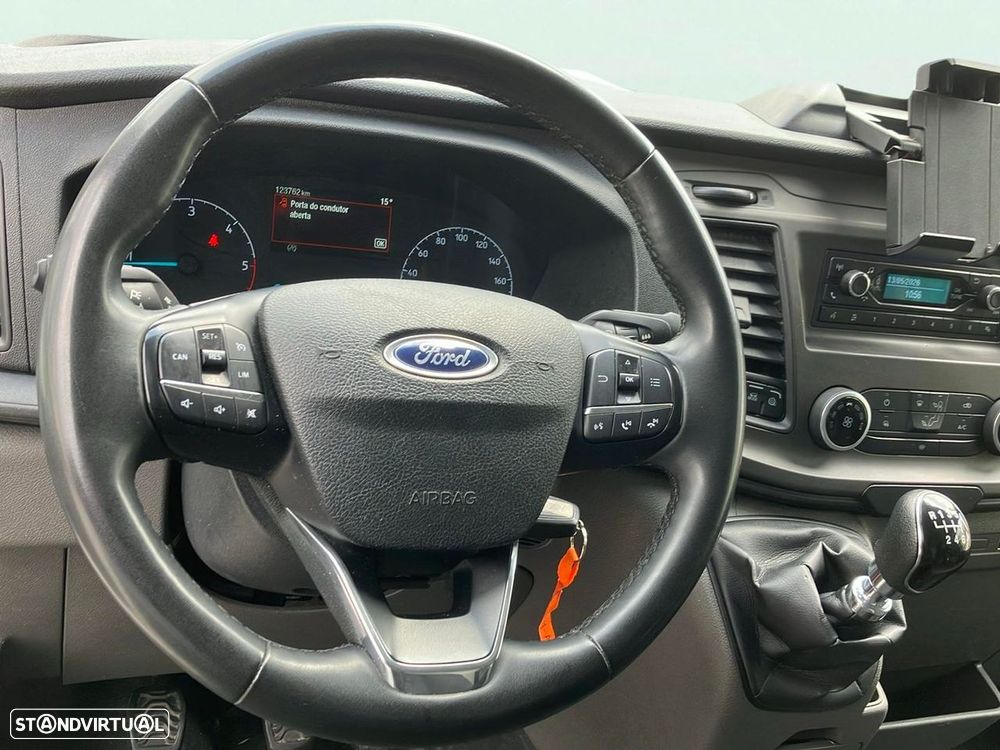 Ford Transit - 11